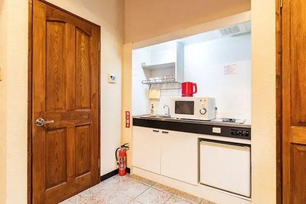 Kır Evi, Sigara İçilmez (28 Days Advanced)