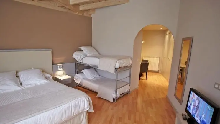 Family Apart Daire (2 Adults + 2 Children)