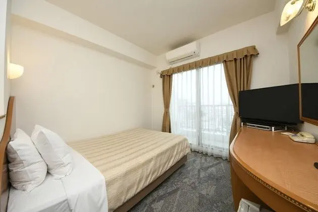 Tek Büyük Yataklı Oda, Sigara İçilebilir, Deniz Manzaralı