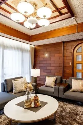 Apart Daire, Sigara İçilmez (2F)