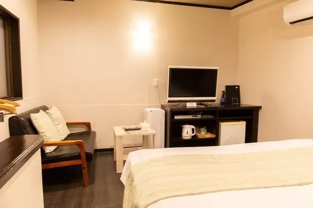 Tek Büyük Yataklı Oda, Sigara İçilmez