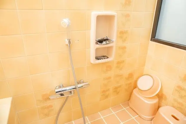 Tek Büyük Yataklı Oda, Sigara İçilmez