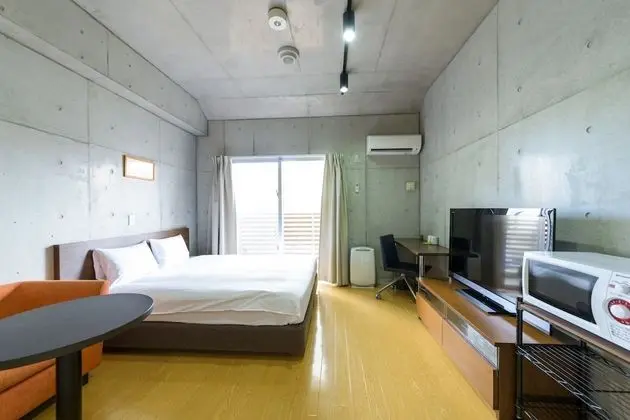 Comfort Oda, Sigara İçilmez (Comfort Queen, Main building)