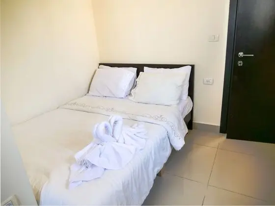 Apart Daire, 2 Yatak Odası, Küçük Mutfak