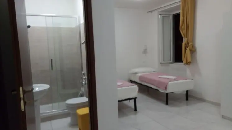 Üç Kişilik Oda, Özel Banyo