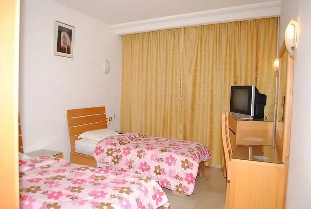 Standard Büyük Yataklı Tek Kişilik Oda