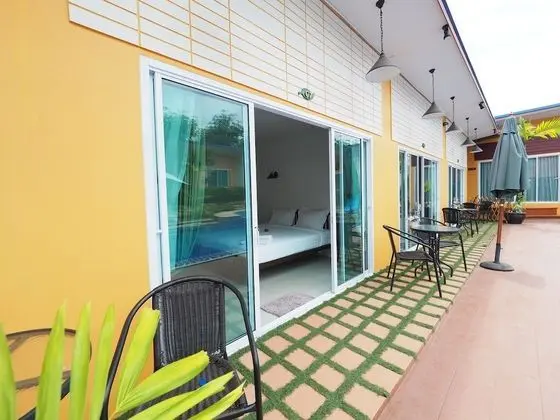 Superior Pool Access