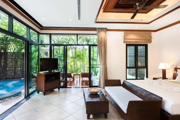 1 Bedroom Jacuzzi Villa