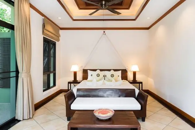 1 Bedroom Jacuzzi Villa