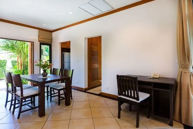 1 Bedroom Jacuzzi Villa