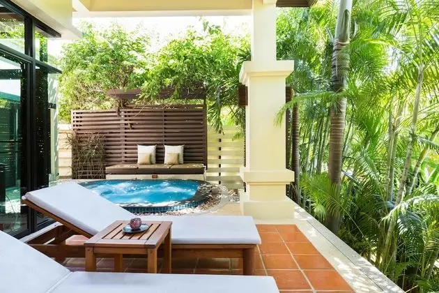 1 Bedroom Jacuzzi Villa