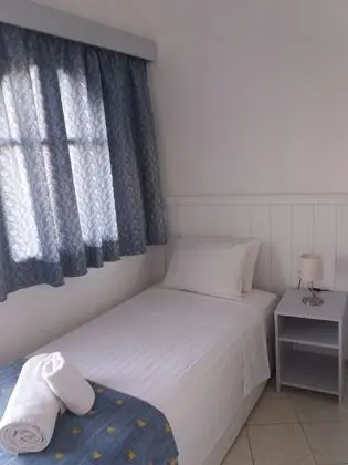 Üç Kişilik Oda