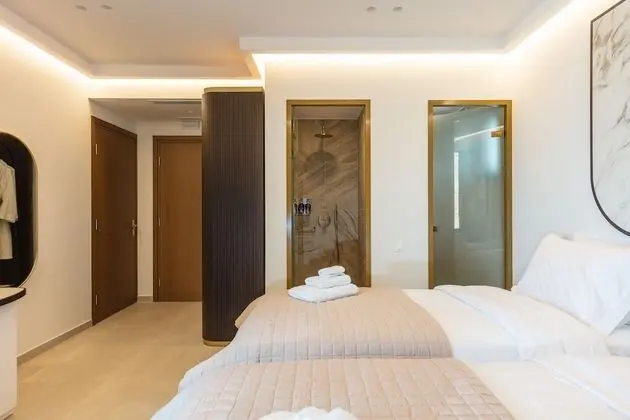 Double Room with Partial Sea View