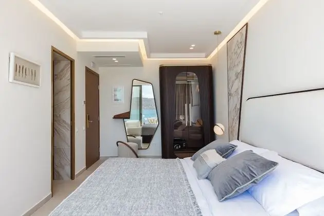 Superior Double Room with Sea View and Outdoor Jetted Tub