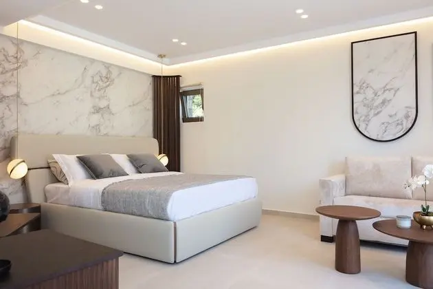 Superior Triple Room with Sea View and Outdoor Jetted Tub