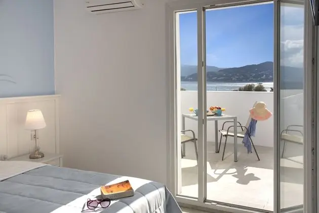 Superior Tek Büyük veya İki Ayrı Yataklı Oda, Deniz Manzaralı