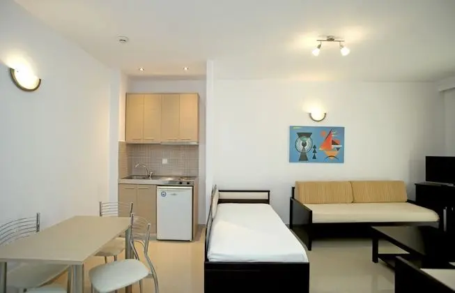 Apart Daire, Bahçe Manzaralı