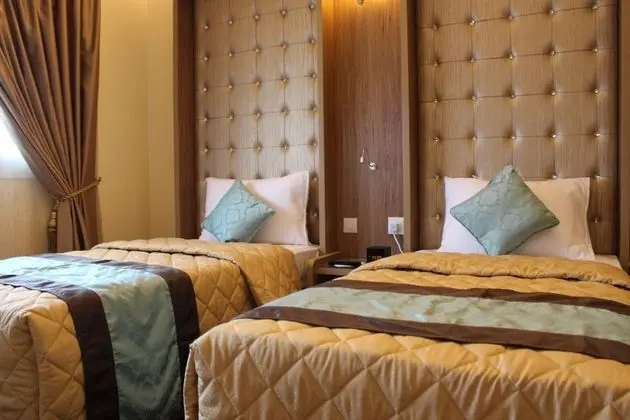 Deluxe Double or Twin Room, Balcony