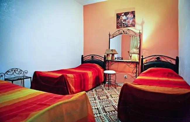 Traditional Üç Kişilik Oda