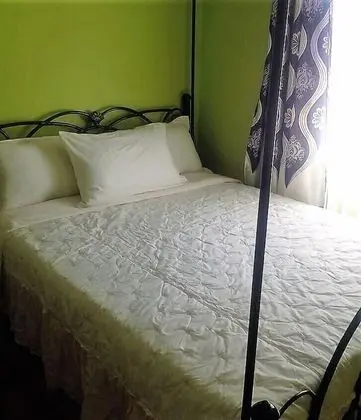 Tek Büyük veya İki Ayrı Yataklı Oda, Ortak Banyo (Budget)