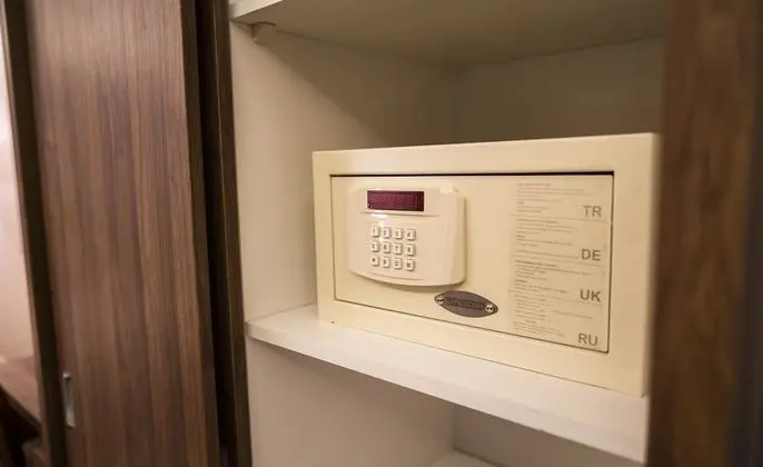 Comfort Tek Büyük Yataklı Oda, Deniz Manzaralı