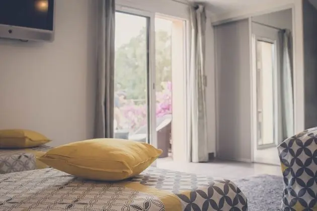 Luxury Dört Kişilik Oda, Teras (La Laura)