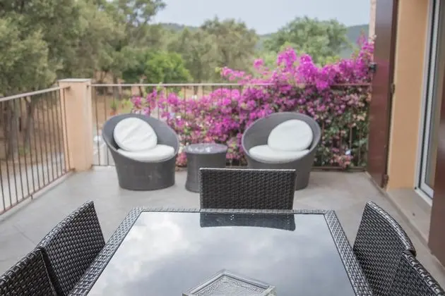 Luxury Dört Kişilik Oda, Teras (La Laura)