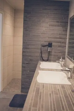 Luxury Dört Kişilik Oda, Teras (La Laura)