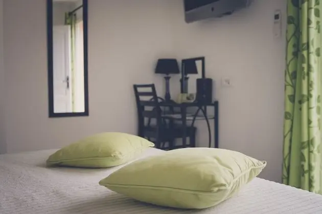 Superior Tek Büyük Yataklı Oda, Balkon (La Gisèle)