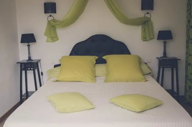 Superior Tek Büyük Yataklı Oda, Balkon (La Gisèle)