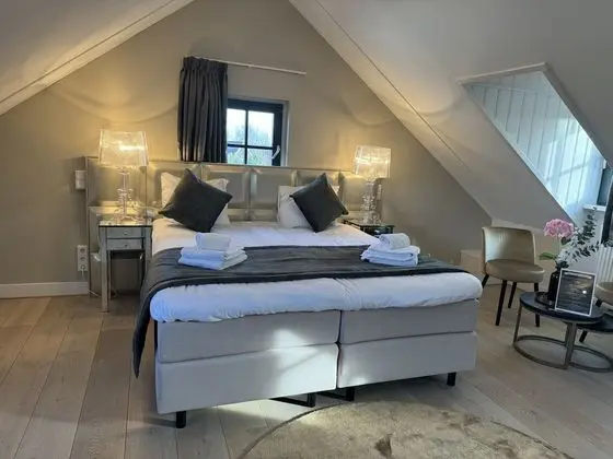 Basic Tek Büyük Yataklı Oda