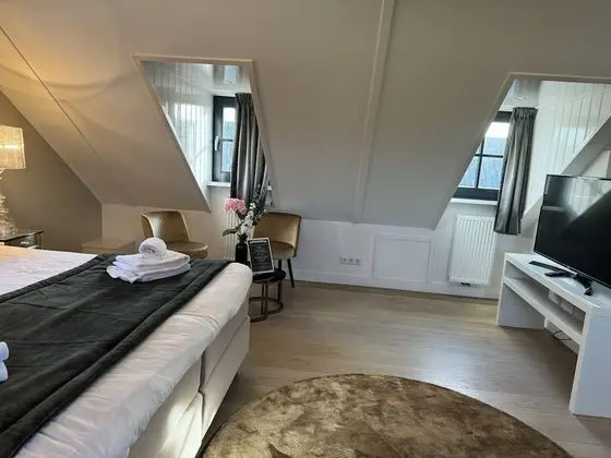 Basic Tek Büyük Yataklı Oda