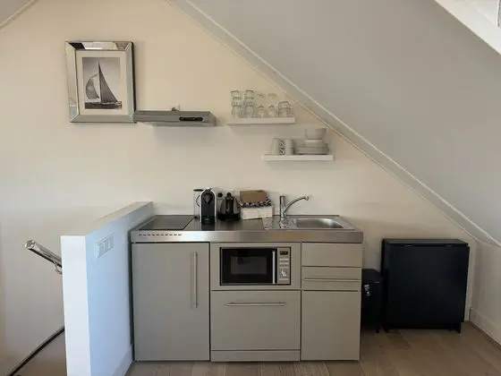 Basic Tek Büyük Yataklı Oda