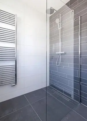 Deluxe Tek Büyük Yataklı Oda, Balkon, Göl Manzaralı