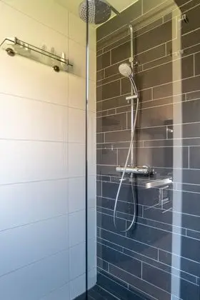 Stüdyo, 1 En Büyük (King) Boy Yatak ve Çekyat, Küçük Mutfak, Göl Manzaralı