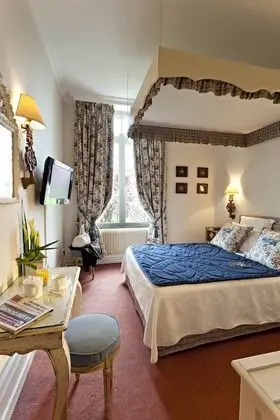 Tek Büyük Yataklı Oda (Charme)