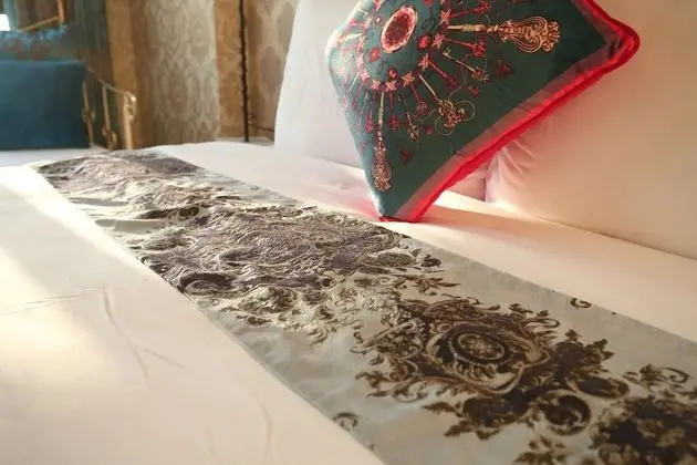 Signature Tek Büyük Yataklı Oda, 1 En Büyük (King) Boy Yatak ve Çekyat, Sigara İçilmez