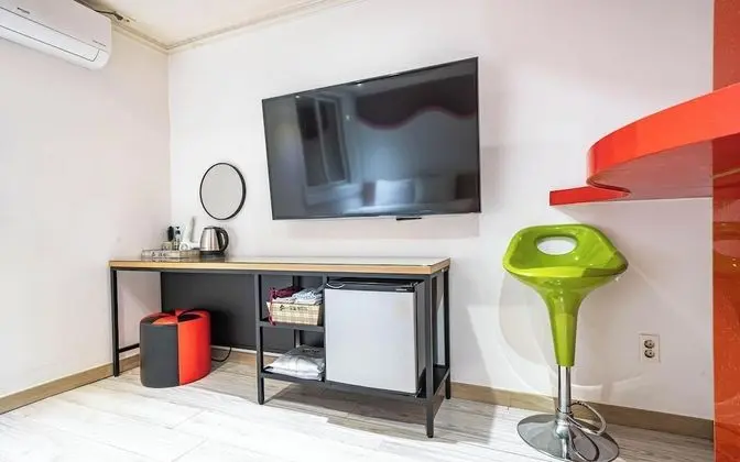 Oda (Standard room (Netflix viewing availa)