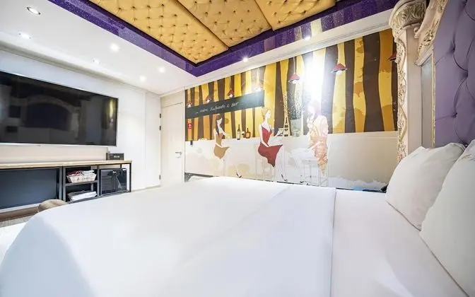 Oda (Suite room (Netflix viewing available)