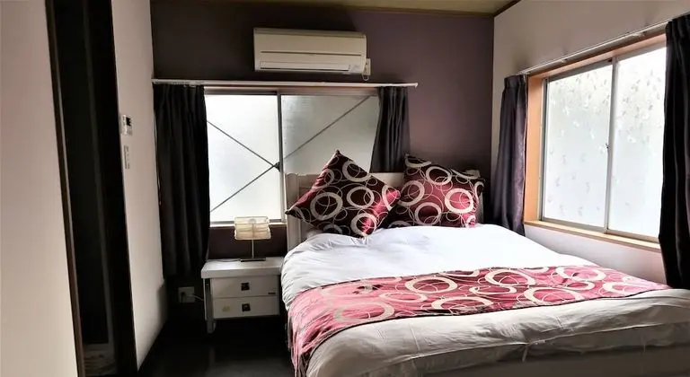 Ev, Sigara İçilmez (Private Vacation Home)