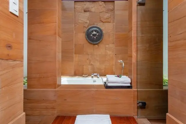 Sala Villa (Upper Floor)