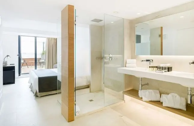 Deluxe Tek Büyük Yataklı Oda, Sıcak Su Küveti