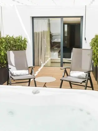 Deluxe Tek Büyük Yataklı Oda, Sıcak Su Küveti
