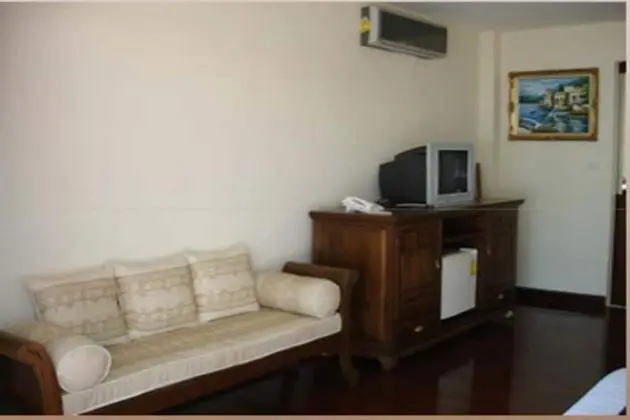 One Bedroom Apartment