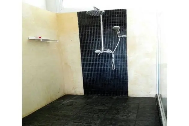 One Bedroom Apartment