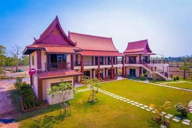 2-Bedroom Villa with Communal Pool