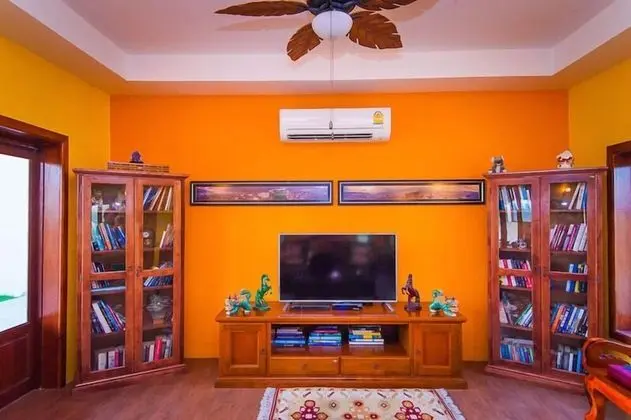 2-Bedroom Villa with Communal Pool