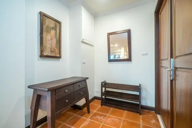 2 Bedrooms Villa