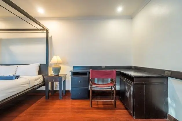 2 Bedrooms Villa