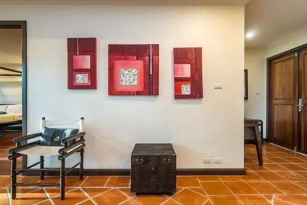 2 Bedrooms Villa